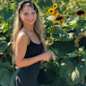 Meet your Posher, Kaela